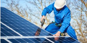 Installation Maintenance Panneaux Solaires Photovoltaïques à Saint-Martin-de-la-Mer